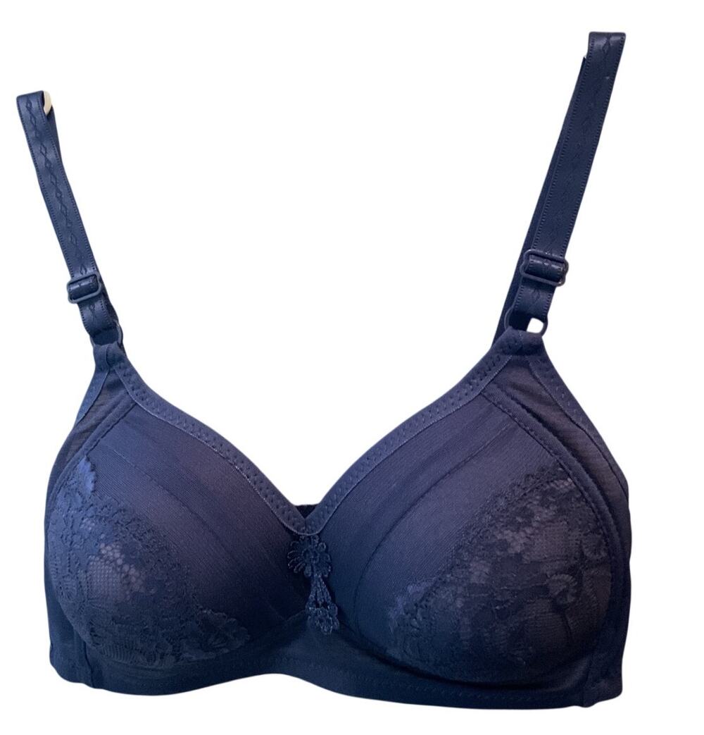 NWOT Skinny Latina Navy Blue Lace Lined Bra 34B